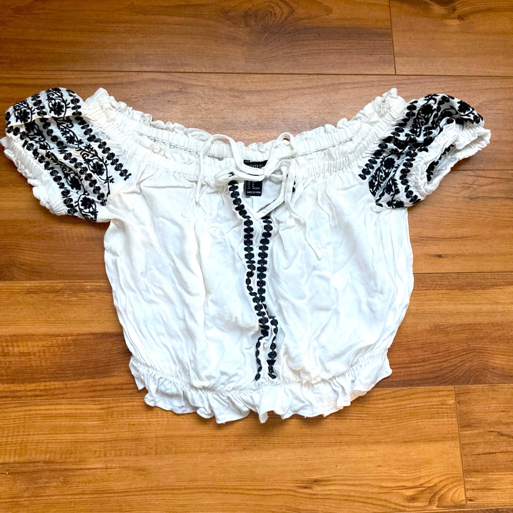 White off shoulder Forever 21 crop top with black embroidery Size M